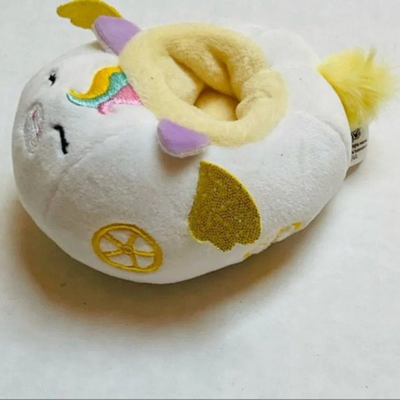 Squishmallows Squishville Yellow Pegasus Mini Plush Yellow Wings Tail Kids Toy - Picture 3 of 9